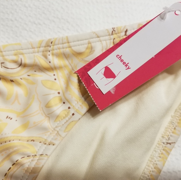 NWT PAISLEY PRINT BIKINI BOTTOM SWIM HIGH WAISTED MEDIUM COVERAGE. cute - Picture 3 of 7